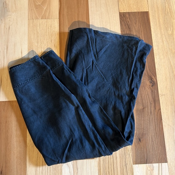 J. Jill Muted Black Linen Skirt Size 4. Style 42-5099 - Picture 7 of 9